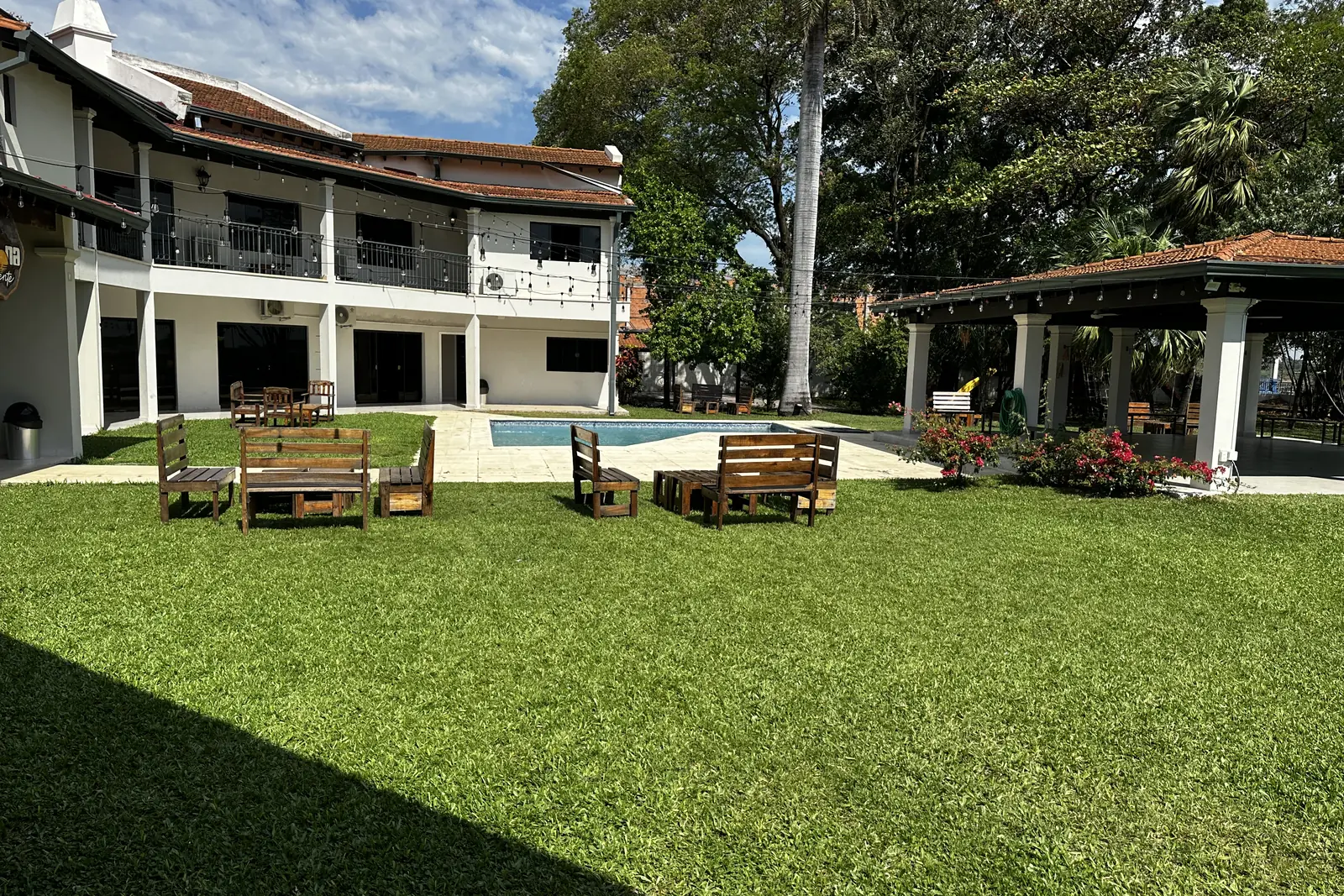 La Casona Lafuente vista desde el jardín